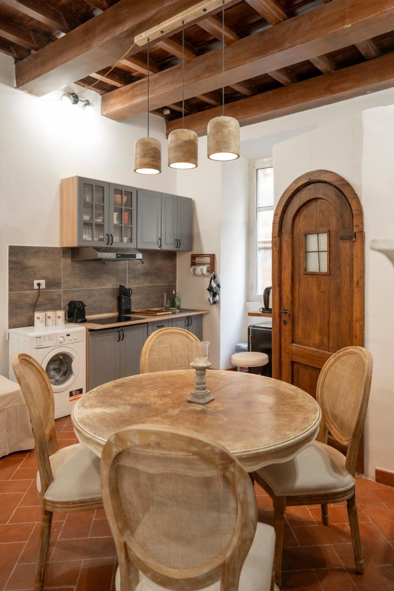 Domus Capocci - Rione Monti Appartamento *